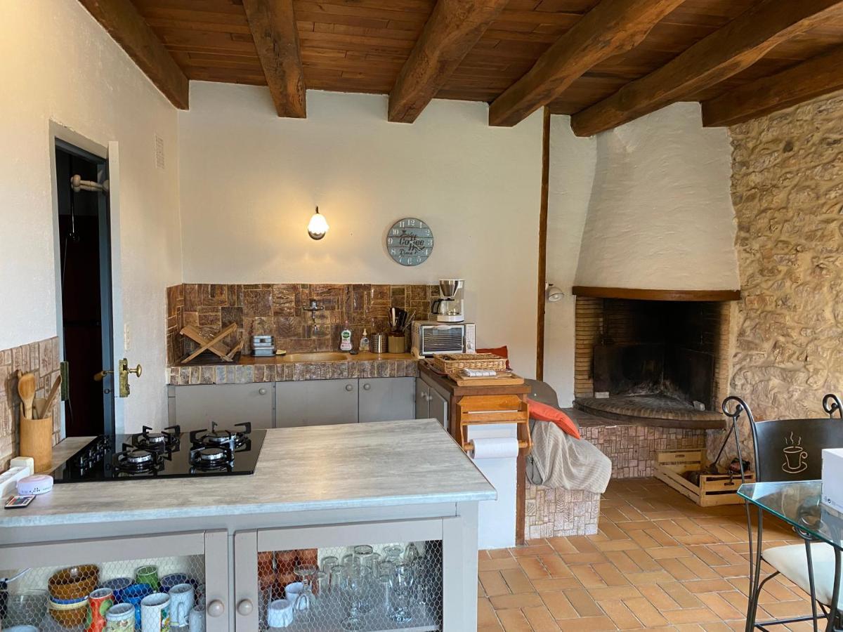 Petite Maison En Perigord Noir Plazac Luaran gambar